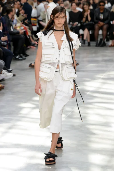 Look 4